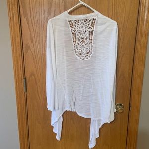 White flowy cardigan. Large